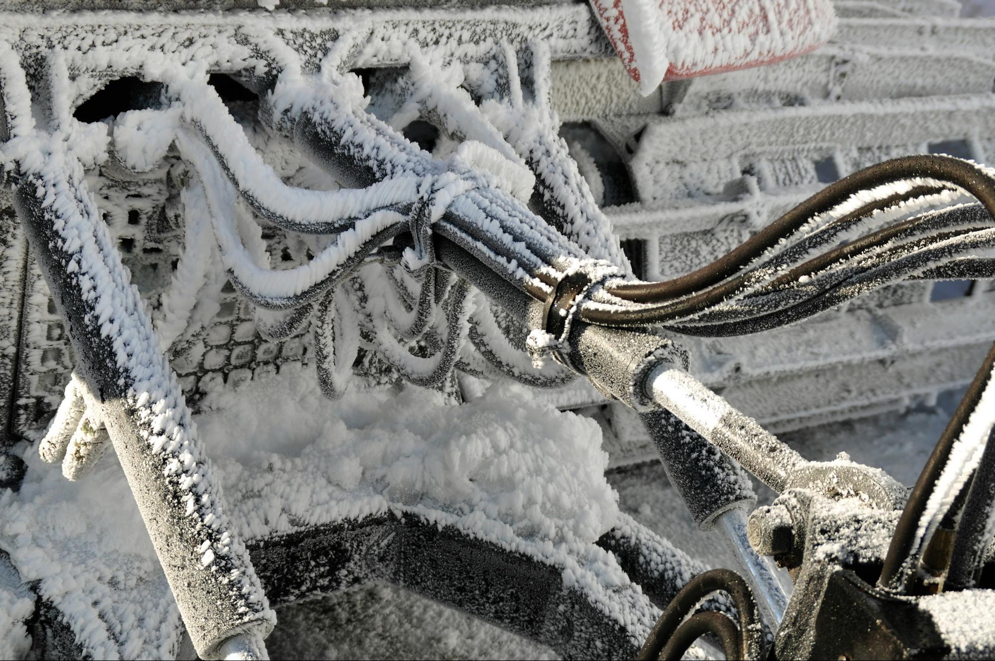 Come proteggere il cilindro idraulico dalla temperatura estrema