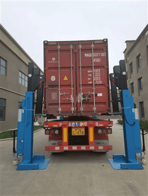 Il nuovo sistema di sollevamento dei container di spedizione di HCIC: ridefinire l'efficienza nella logistica