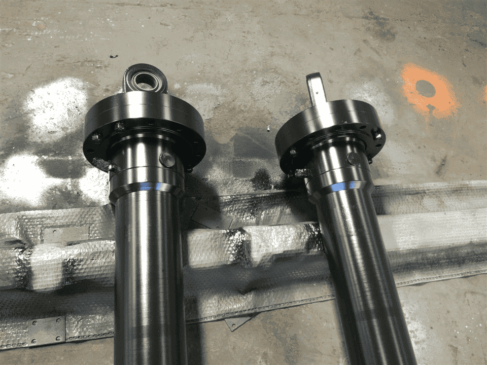 Cilindro dell'argano della gru del rimorchio (4